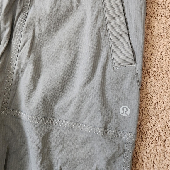 Lululemon Dance Studio Wide Leg Grey Lightweight Nylon Athletic Pant Ladies 4 - Picture 4 of 7